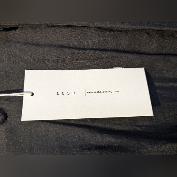 Top - Picture 3 of 3